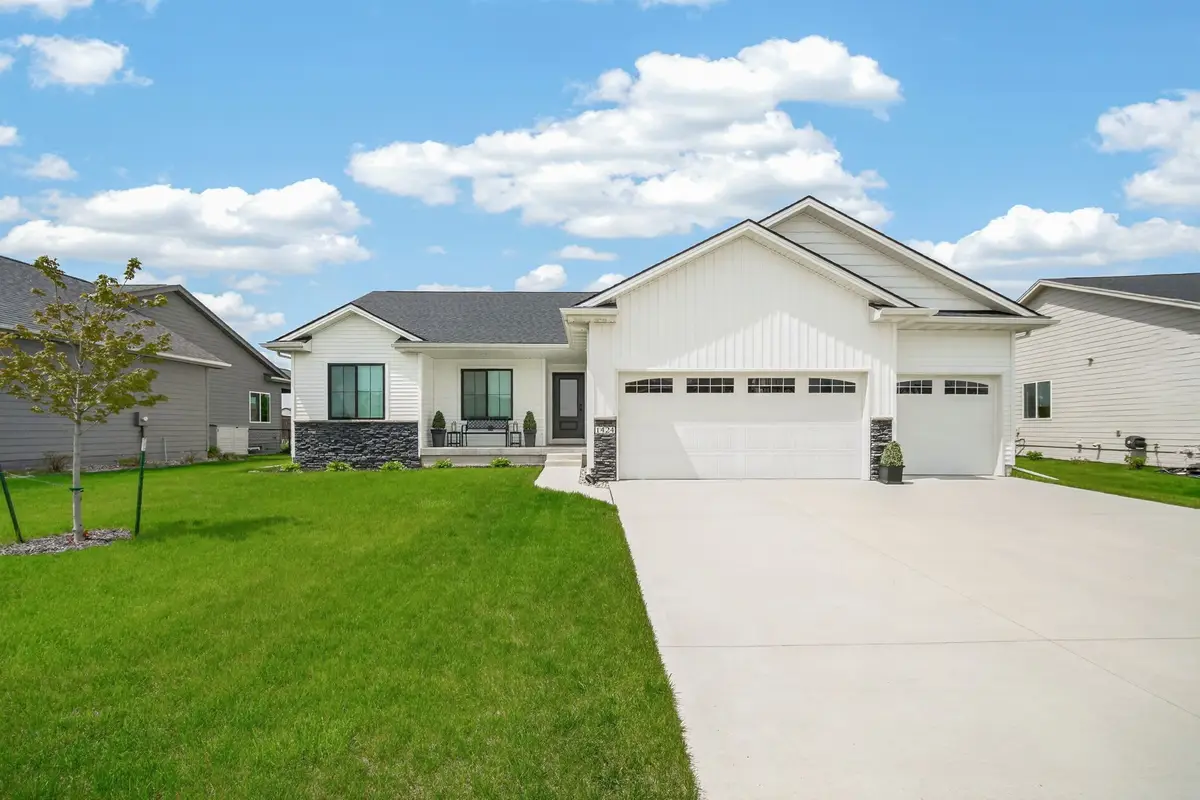 1424 NW 29th Street, Ankeny, IA 50023 - #1