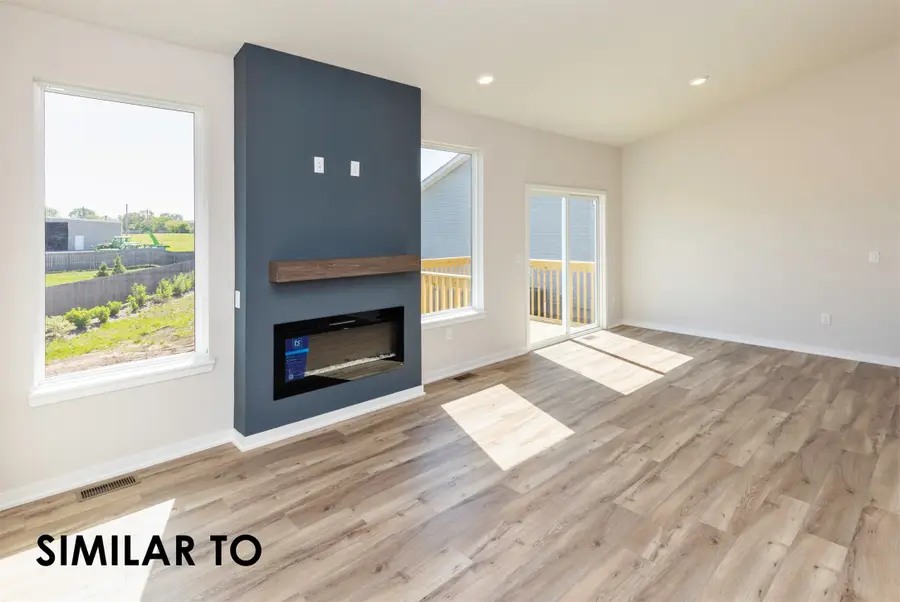 1100 Featherstone Avenue Ne, Bondurant, IA 50035 - #2