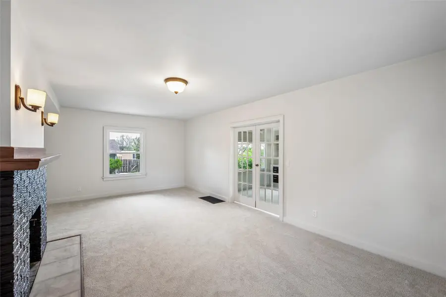 2322 Otley Avenue, Perry, IA 50220 - #3