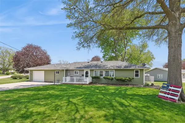 2807 S 2nd Avenue E, Newton, IA 50208