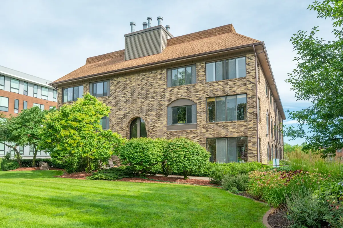 3667 Grand Avenue #2, Des Moines, IA 50312 - #1