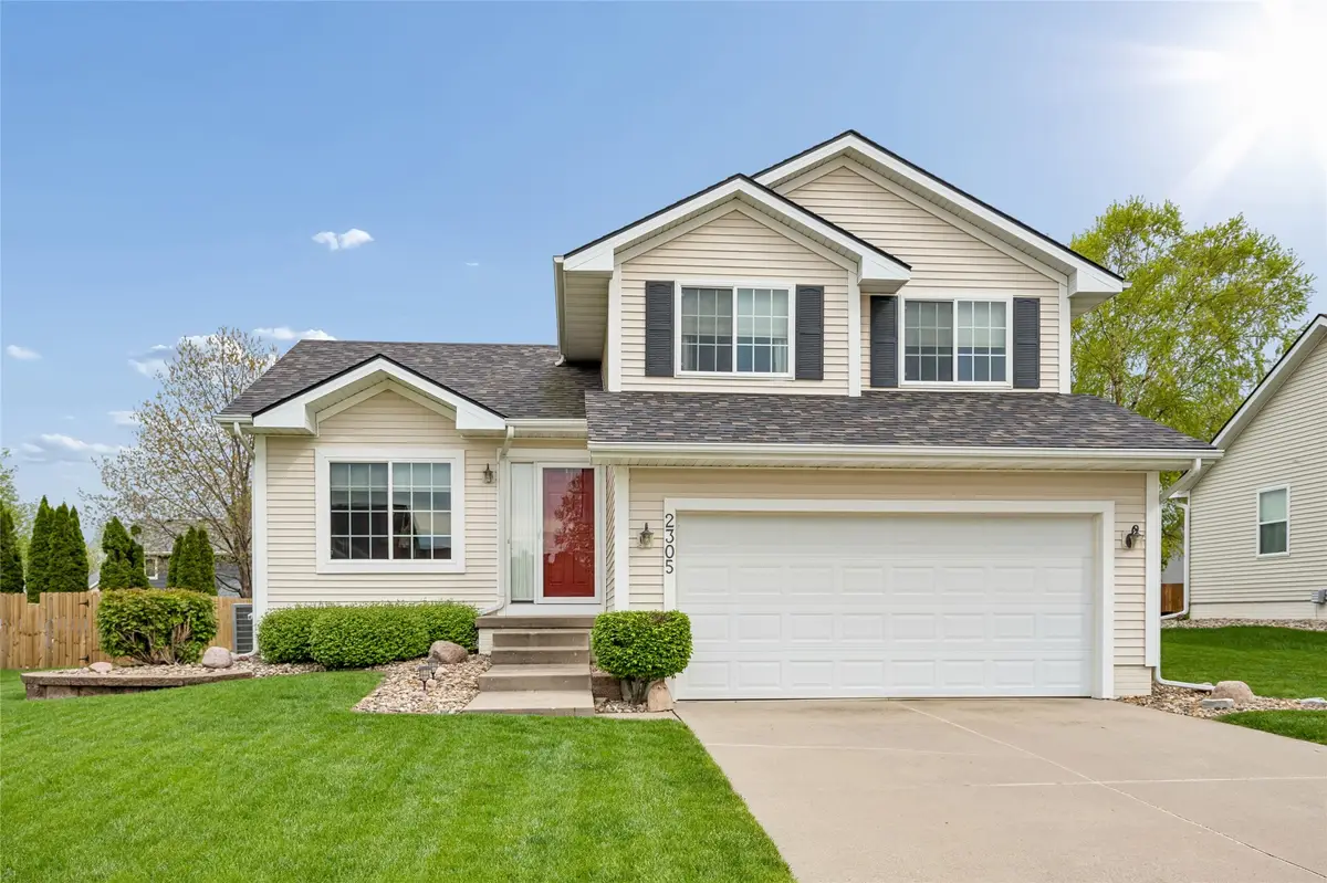 2305 NW Maple Street, Ankeny, IA 50023 - #1