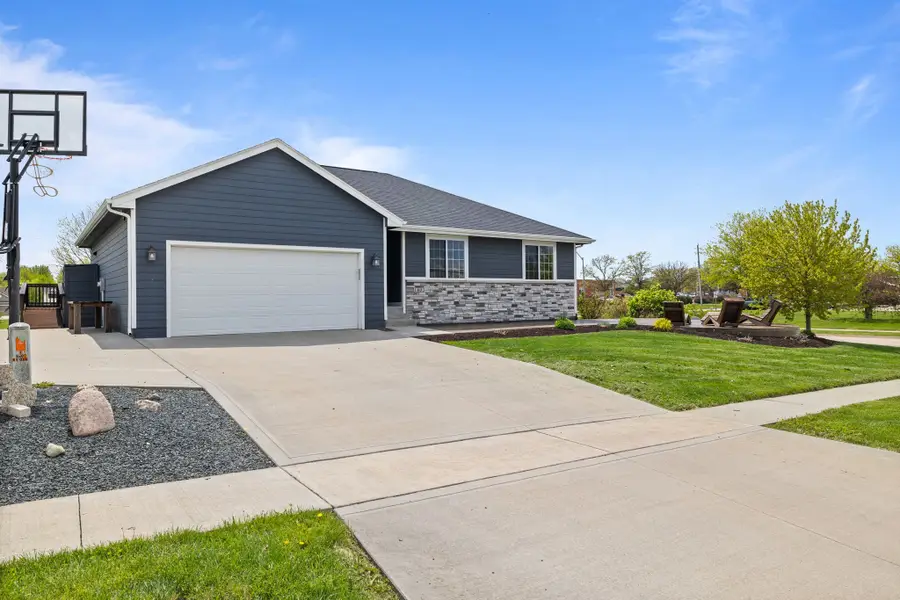 1803 NE Oak Drive, Ankeny, IA 50021 - #2