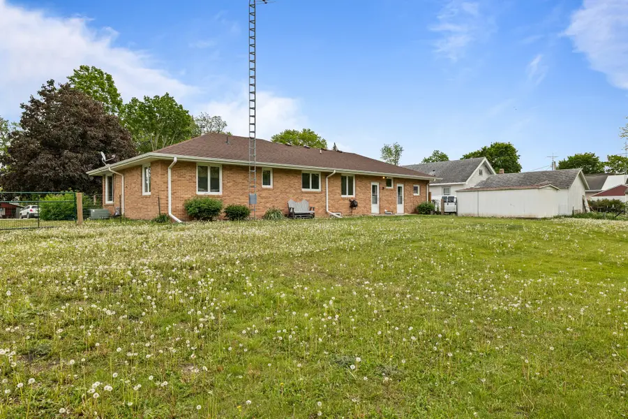 218 N Fulton Street, Newell, IA 50568 - #2