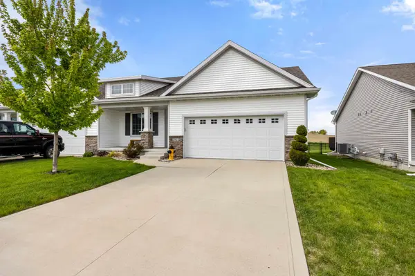2822 NW 44th Street, Ankeny, IA 50023