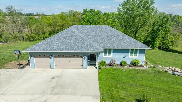 9612 Fairfax Trail, Indianola, IA 50125
