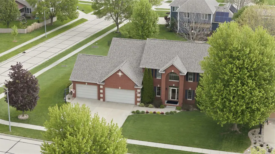 6625 Peckham Street, Johnston, IA 50131 - #2