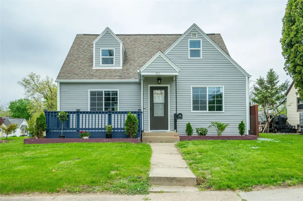 602 N 3rd Street, Marshalltown, IA 50158 - #1