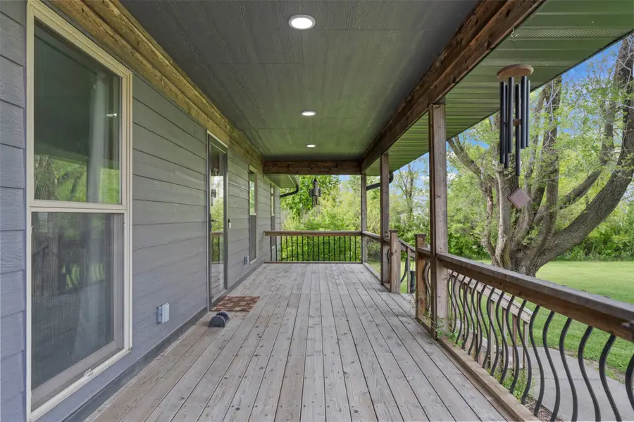 606 Jasper Avenue Ne, Mitchellville, IA 50169 - #3