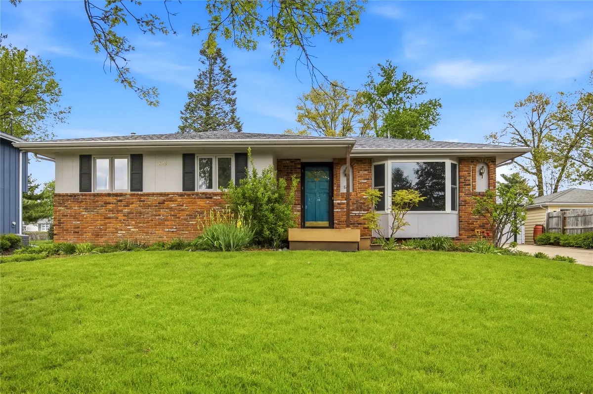 826 SE Uehlamar Drive, Ankeny, IA 50021 - #1