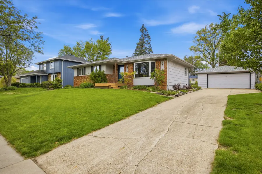 826 SE Uehlamar Drive, Ankeny, IA 50021 - #2