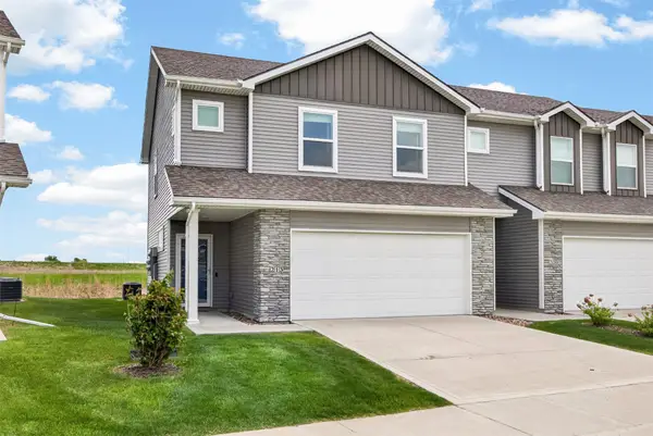 213 NE Glendale Lane, Ankeny, IA 50021