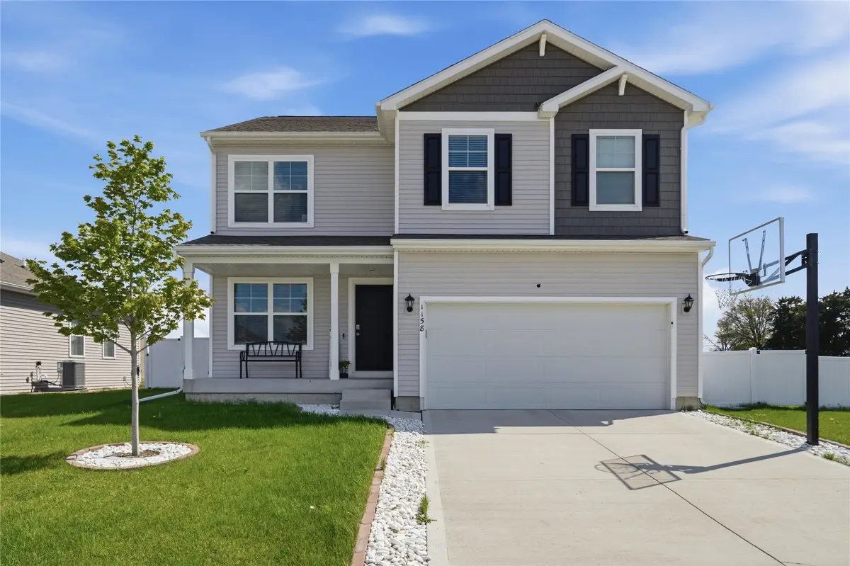 1158 35th Street Sw, Altoona, IA 50009 - #1