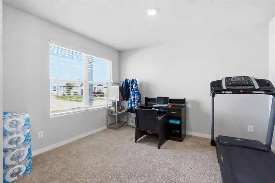 1158 35th Street Sw, Altoona, IA 50009 - #3