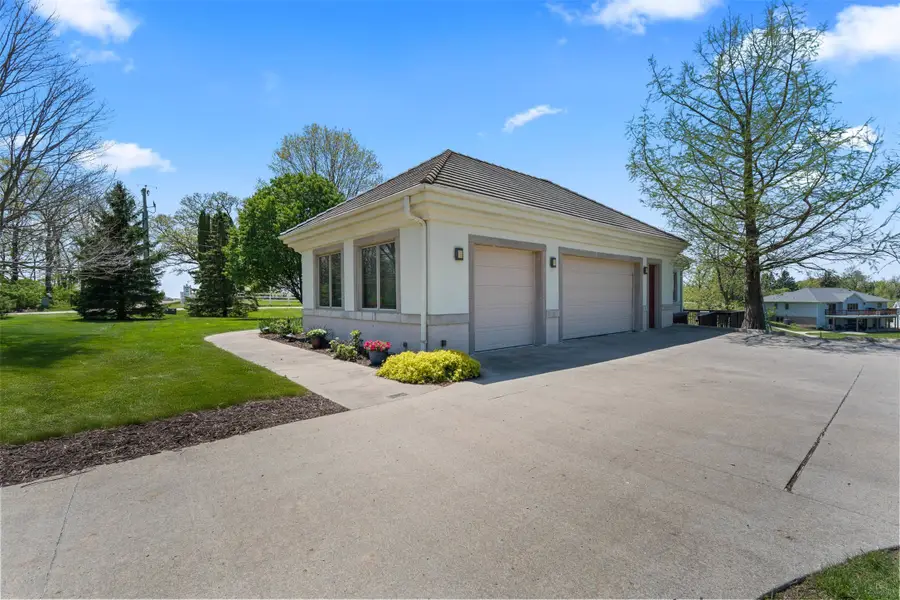2900 S 12th Avenue W #1, Newton, IA 50208 - #3