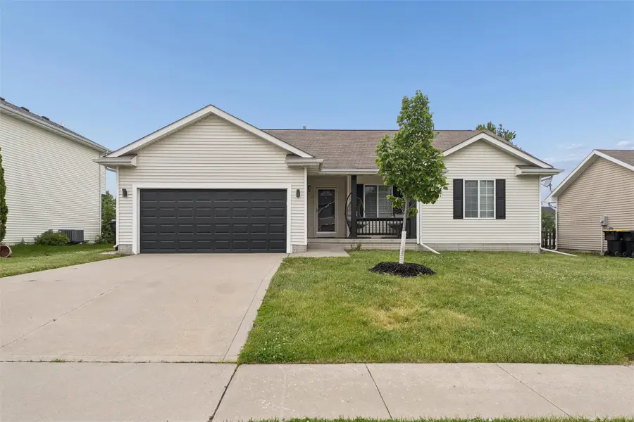 640 SE Cardinal Lane, Waukee, IA 50263 - #2