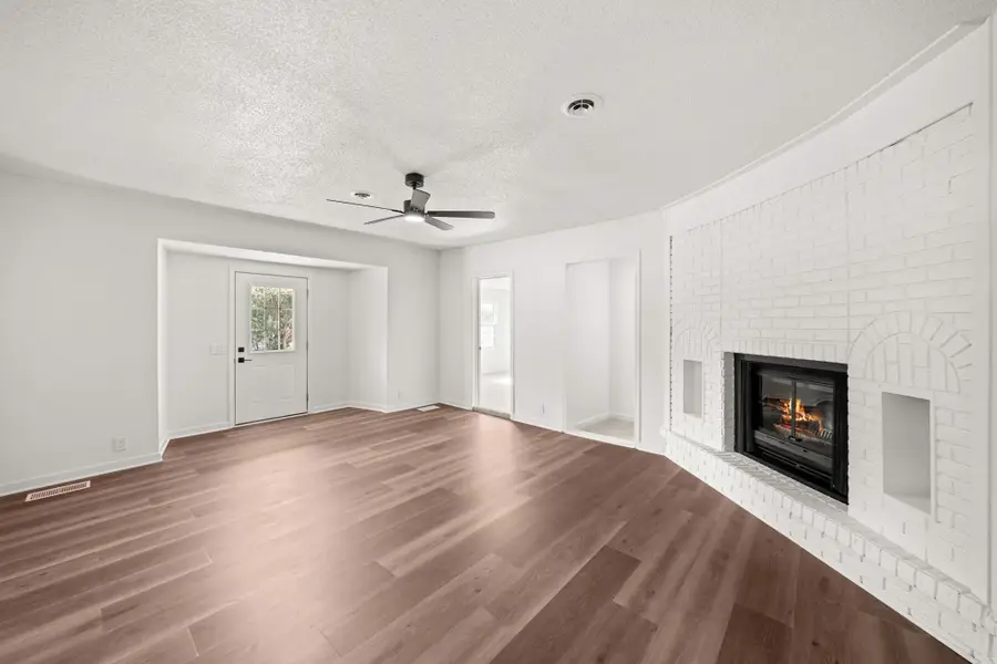 412 SE Ewing Street, Grimes, IA 50111 - #3