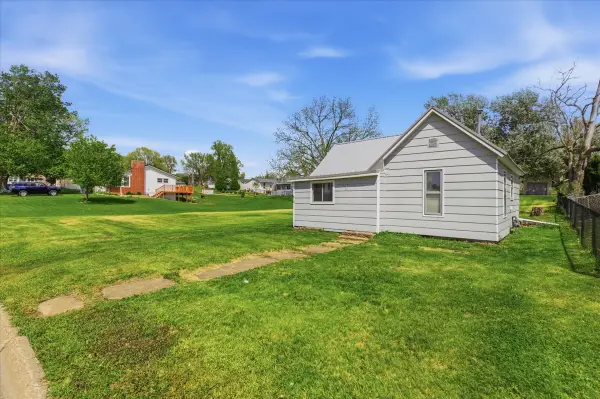 610 Center Street, Grinnell, IA 50112