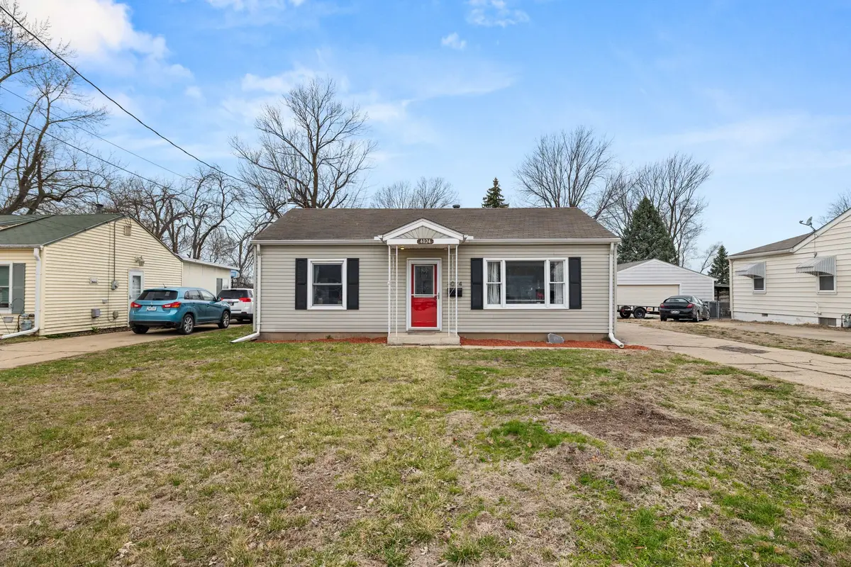 4024 15th Street, Des Moines, IA 50313 - #1