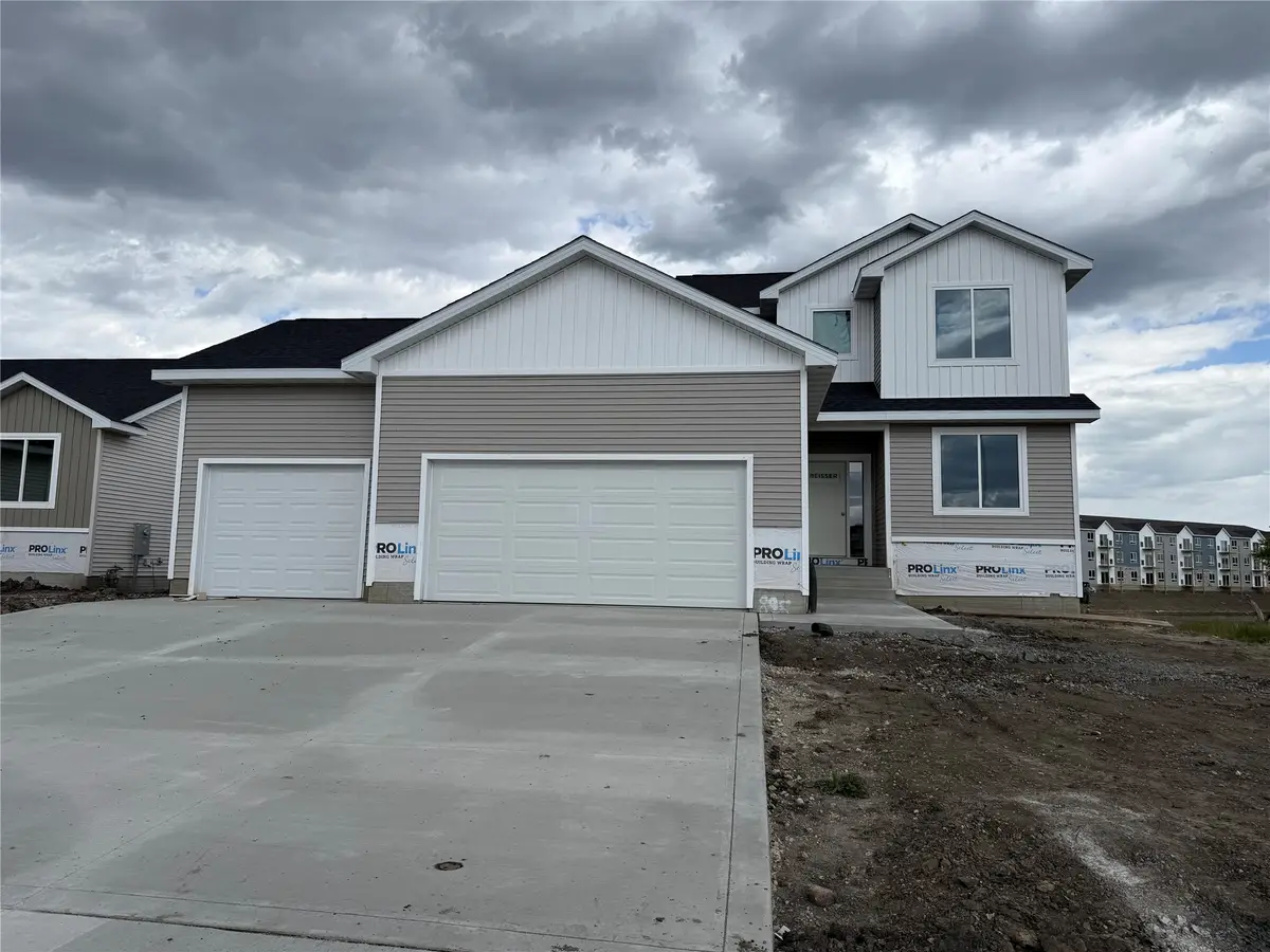 895 11th Street, Waukee, IA 50263 - #1