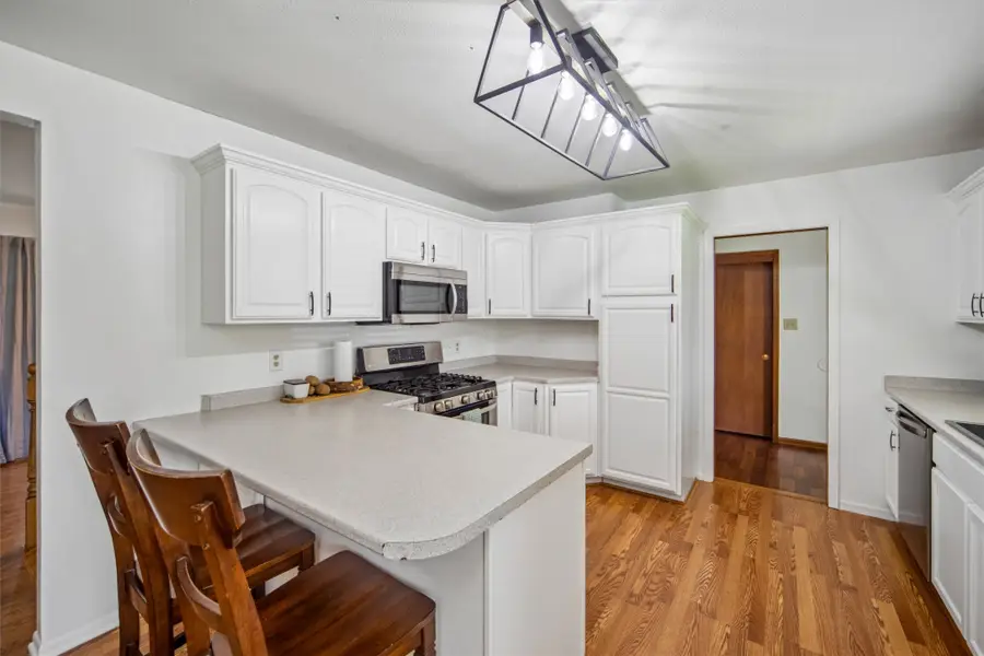 350 E Leach Avenue, Des Moines, IA 50315 - #2