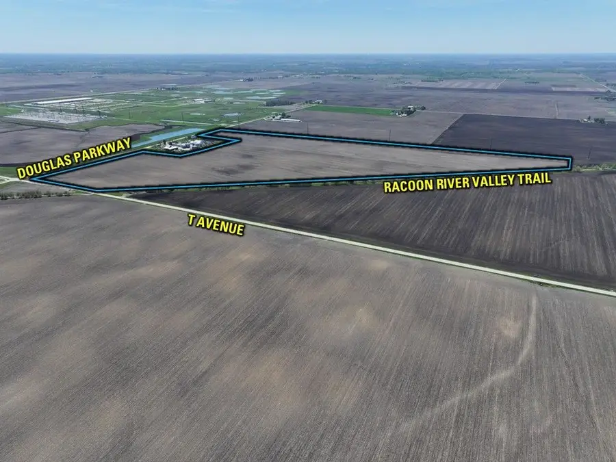 0 T Avenue & Douglas Parkway, Waukee, IA 50263 - #2