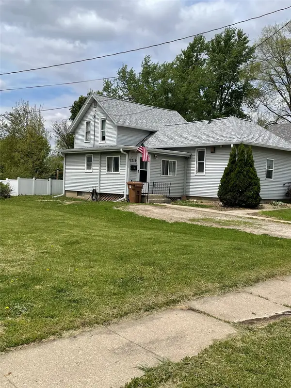 1219 Spencer Street, Grinnell, IA 50112