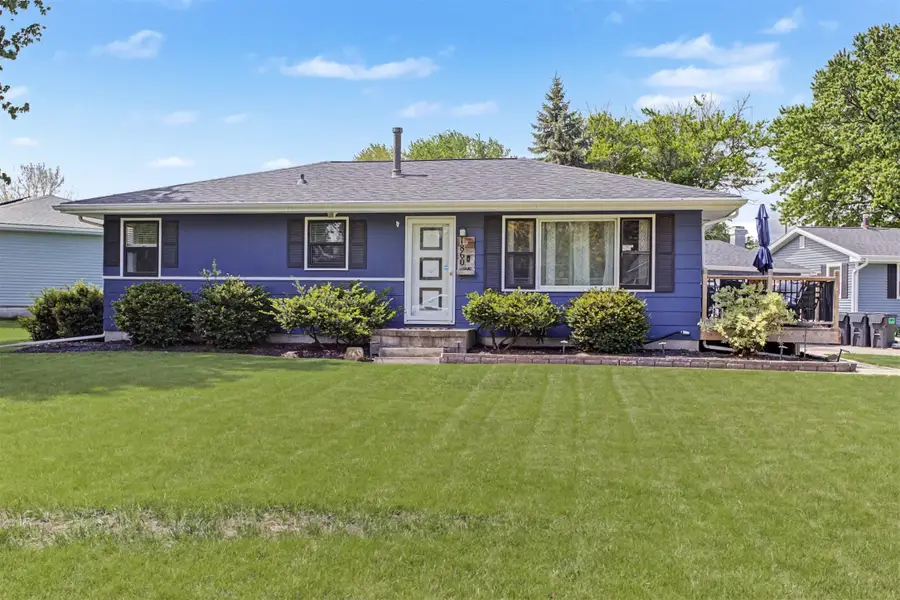 1860 9th Street Place, Nevada, IA 50201 - #2