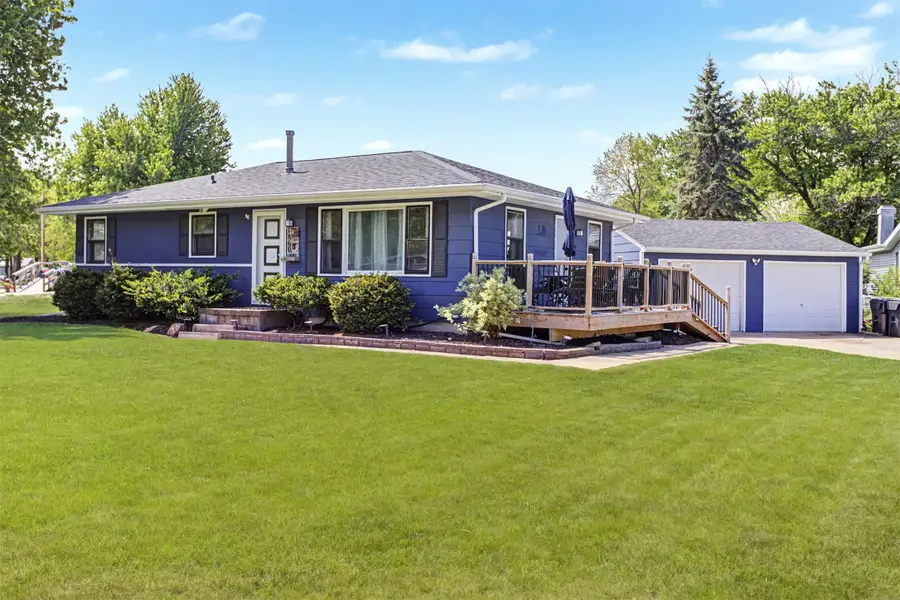 1860 9th Street Place, Nevada, IA 50201 - #3
