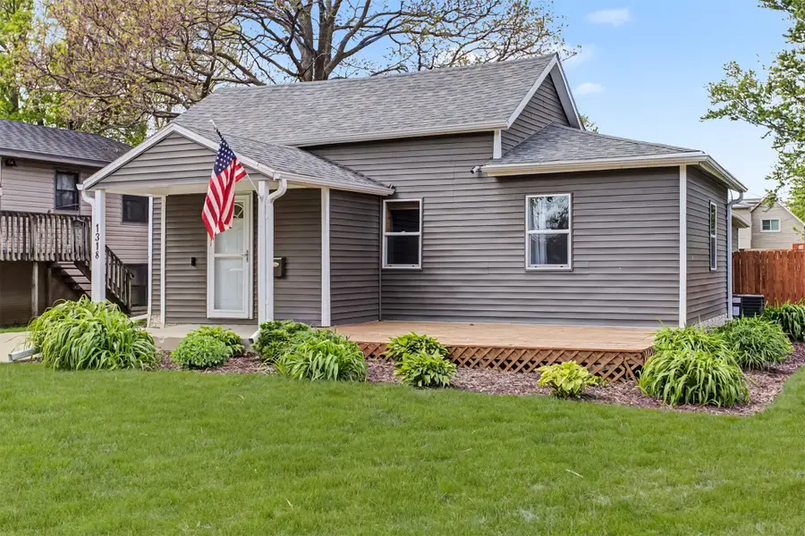 1318 3rd Street, Nevada, IA 50201 - #3