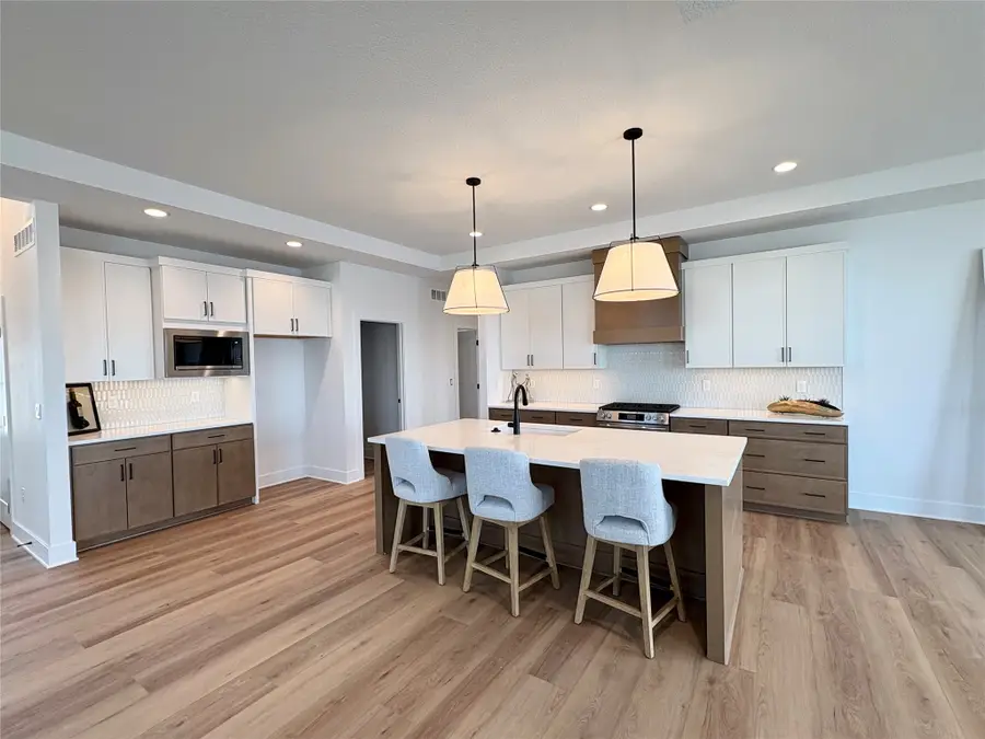 280 NW Woodmoor Drive, Waukee, IA 50263 - #2