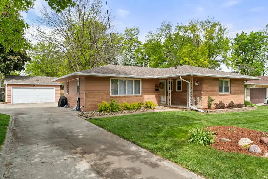 4316 41st Street, Des Moines, IA 50310 - #2