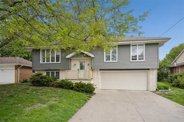 608 E 17th Street N, Newton, IA 50208