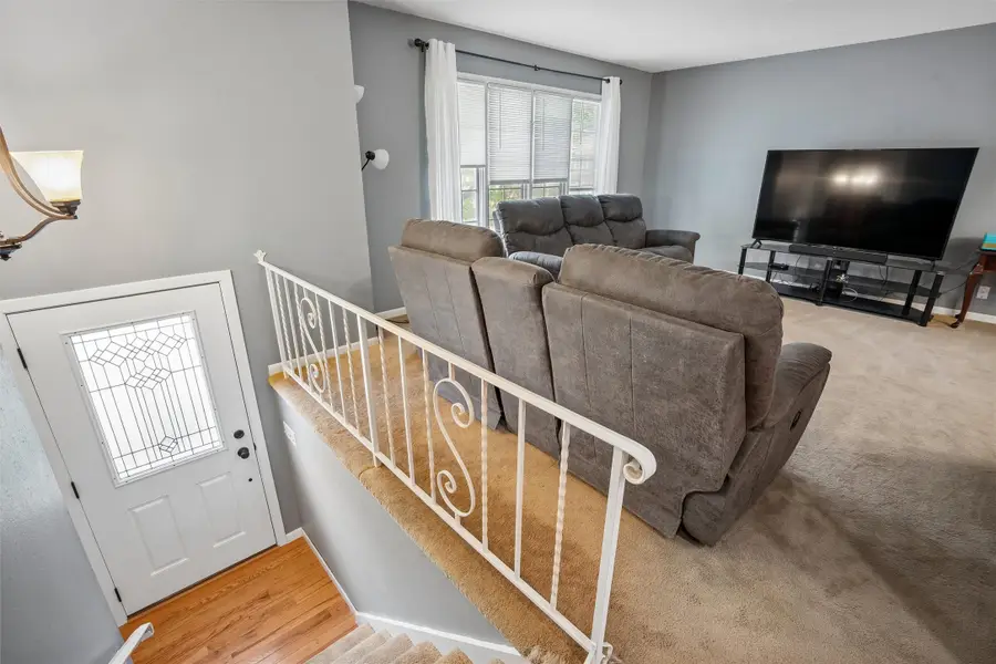 608 E 17th Street N, Newton, IA 50208 - #3