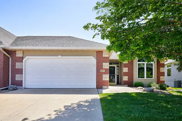 321 NE Eaglewood Drive, Ankeny, IA 50021