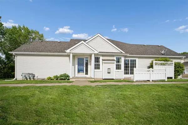 1400 S 52nd Street #13, West Des Moines, IA 50265