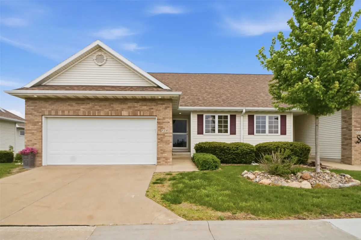 729 SE Ponds Edge Circle, Ankeny, IA 50021 - #1