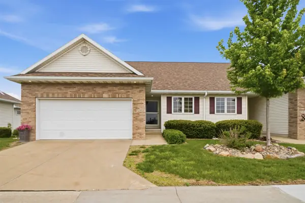 729 SE Ponds Edge Circle, Ankeny, IA 50021