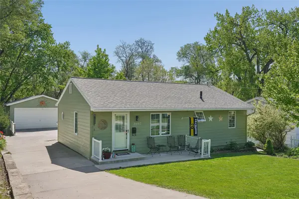 3107 70th Street, Urbandale, IA 50322