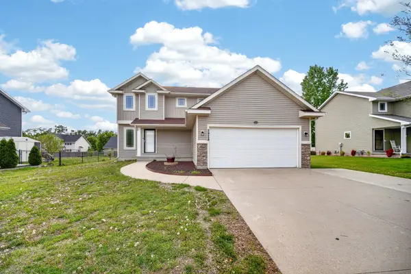 5928 NW 50th Street, Johnston, IA 50131