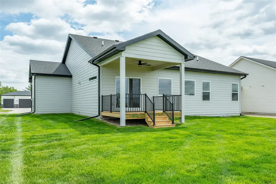 1570 NW Parkside Lane, Waukee, IA 50263 - #2
