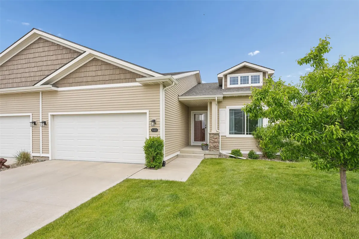 9483 Verdi Lane, West Des Moines, IA 50266 - #1