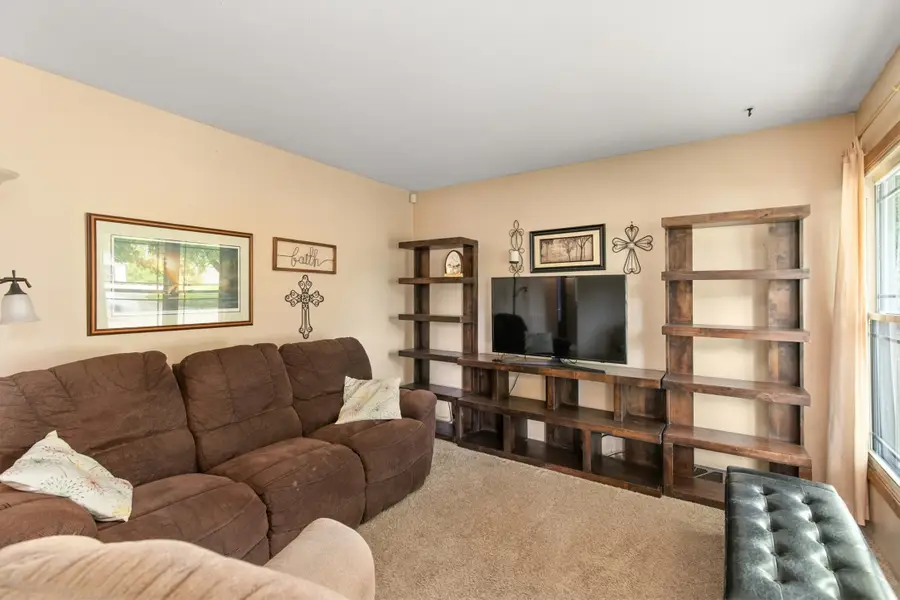 705 SE Trilein Drive, Ankeny, IA 50021 - #3