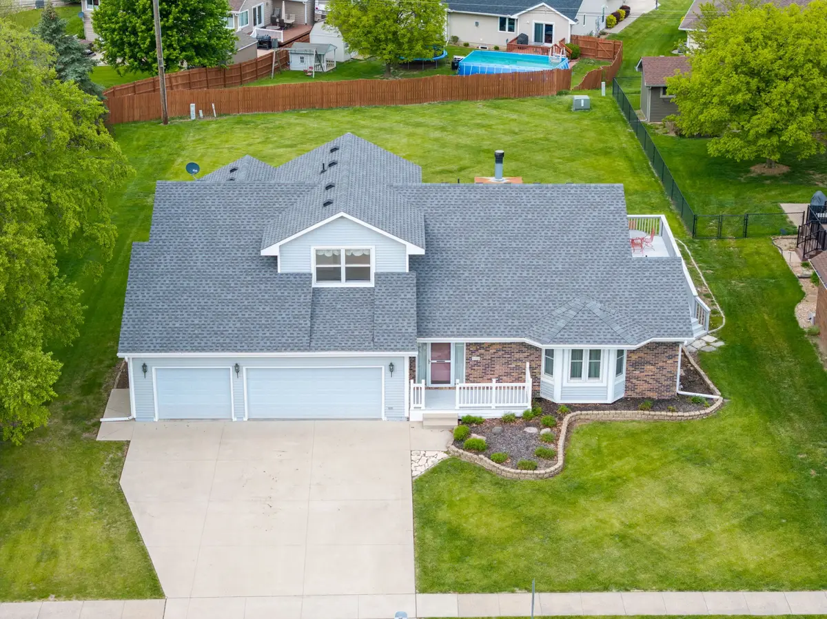 110 W Orchard Avenue, Indianola, IA 50125 - #1