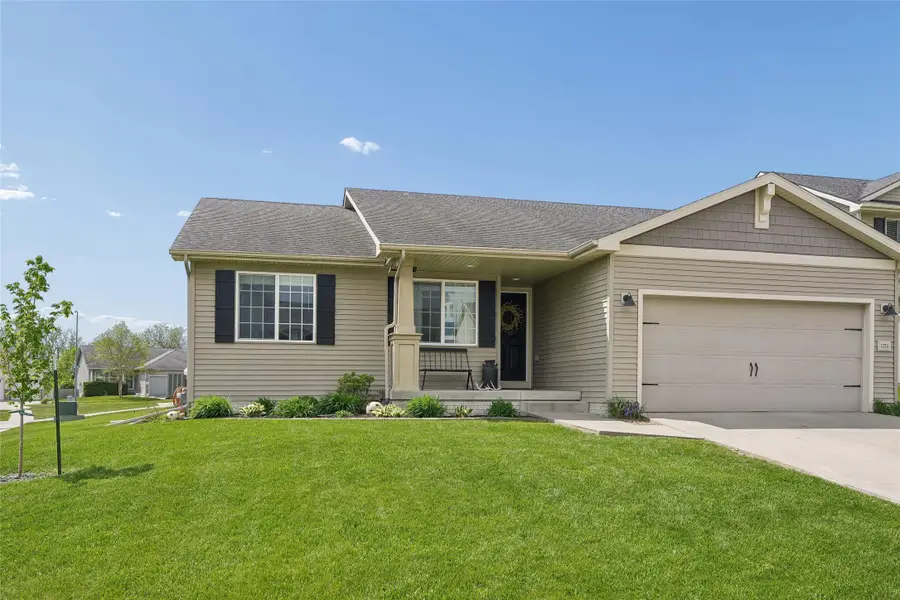 1711 E Boston Place, Indianola, IA 50125 - #2