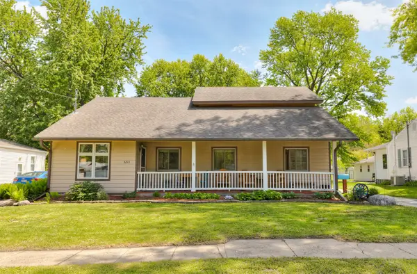 3211 56th Street, Des Moines, IA 50310