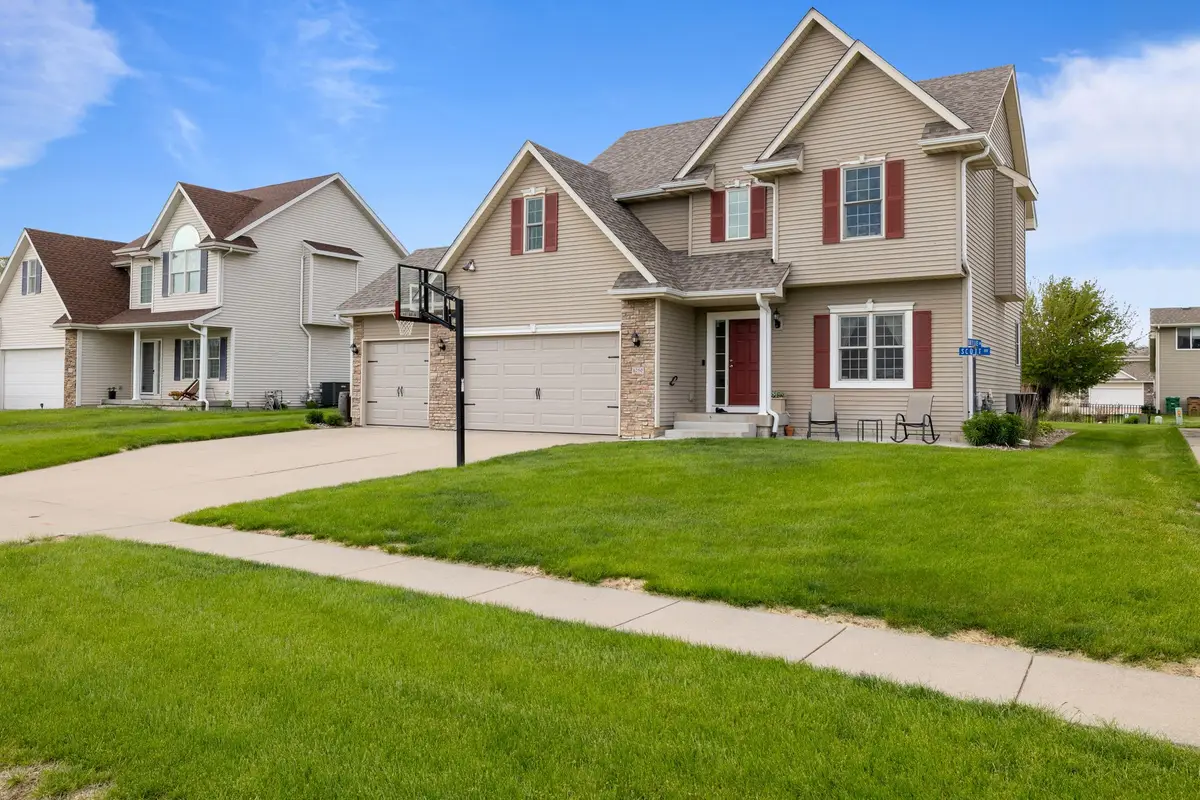 6250 NW 49th Street, Johnston, IA 50131 - #1