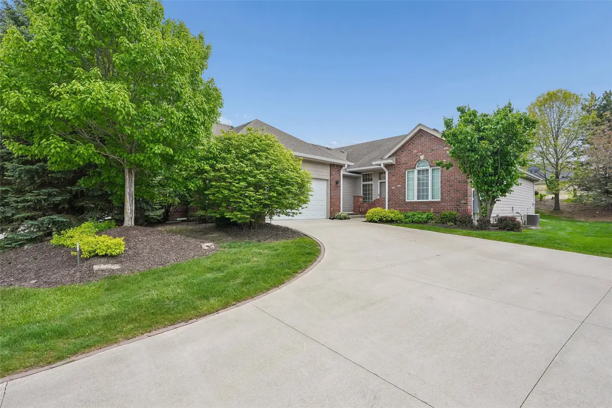 1902 NW 126th Street #1B, Clive, IA 50325 - #1