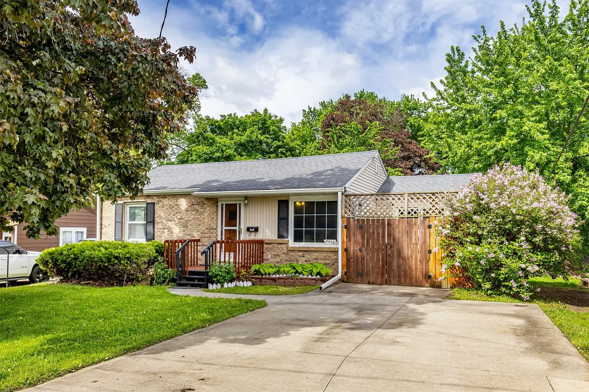 6406 SW 16th Street, Des Moines, IA 50315 - #1