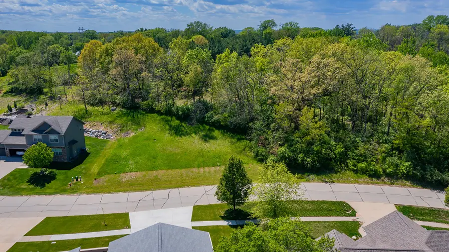 5623 Arbor Lake Drive, Pleasant Hill, IA 50327 - #2